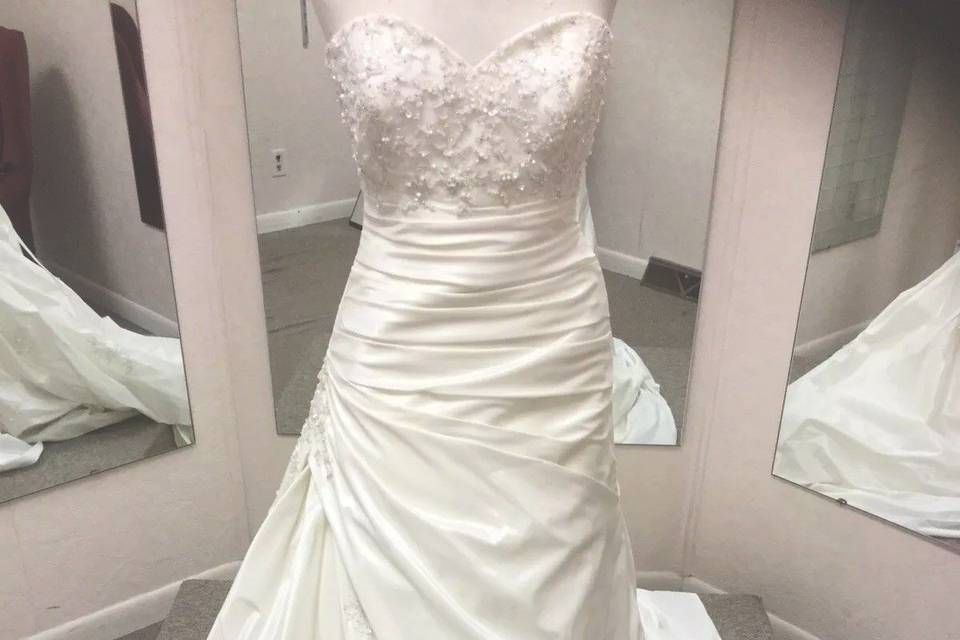 Houston's Wedding Dress Rental