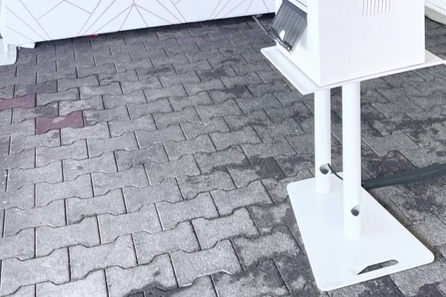 Open Air Booth