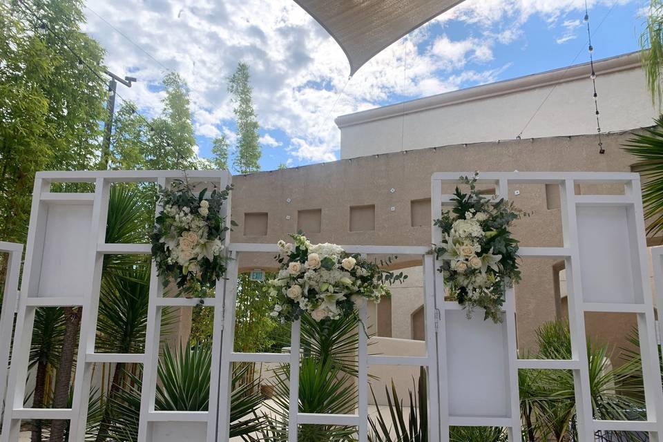 White arch pieces