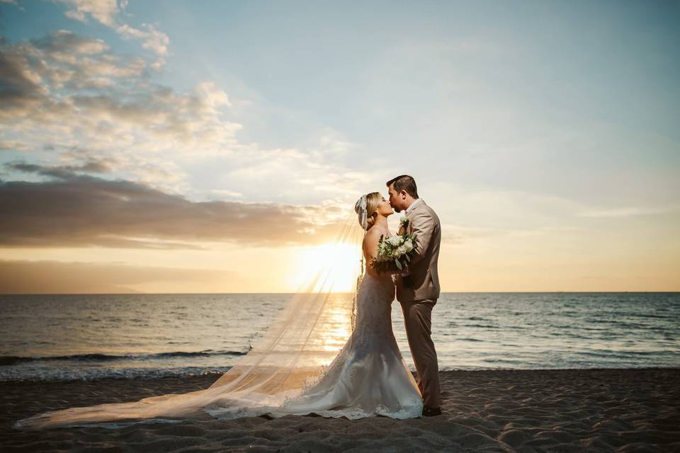 Sunset kiss