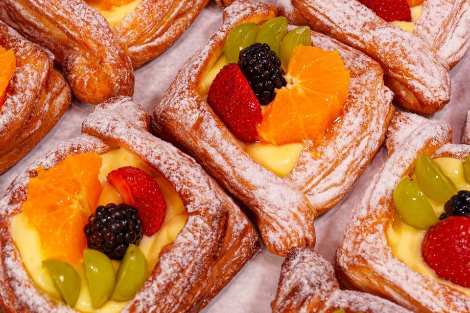 Fruit Pastry Deluxe