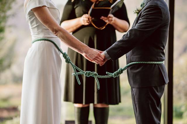 Columbia Gorge Wedding