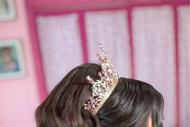 Winding Hair