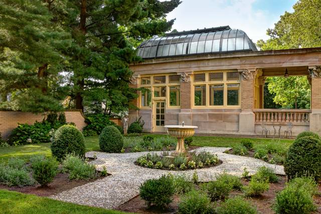 The Wedding Garden