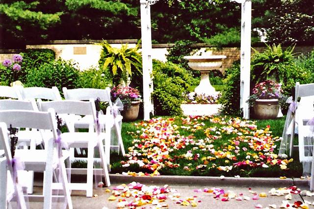 Romance at the Mansion