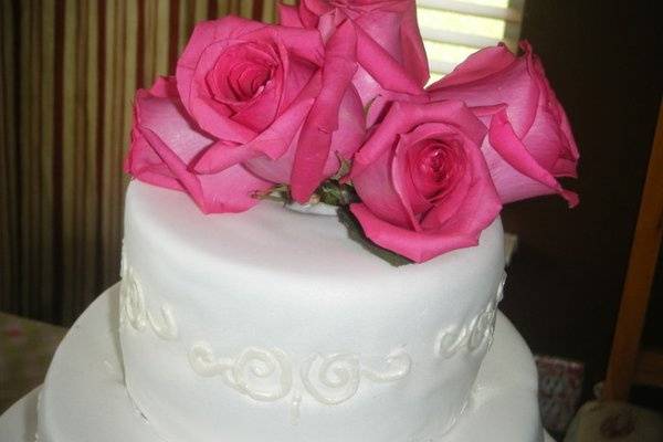 White wedding 5 tier wedding cake