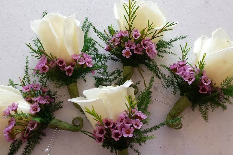 White and lavender boutonniere