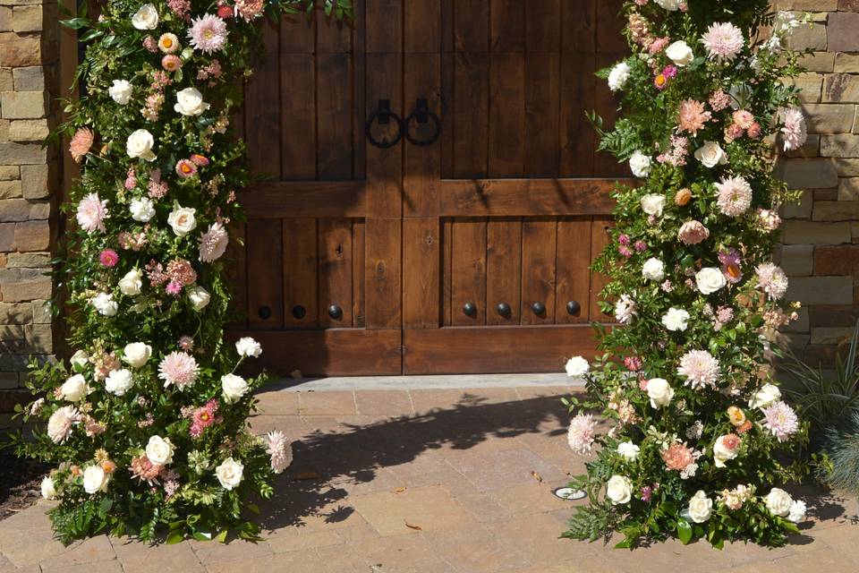 Asymmetrical arch