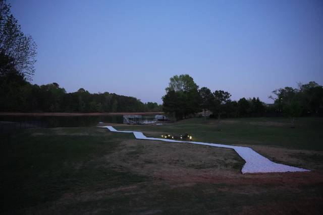 05-grounds-to-the-water.jpg