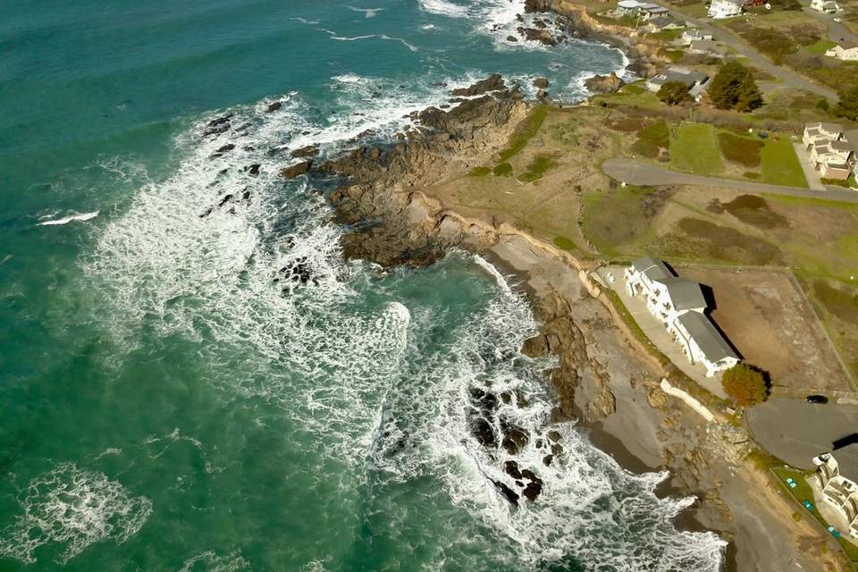 Black Sands Inn