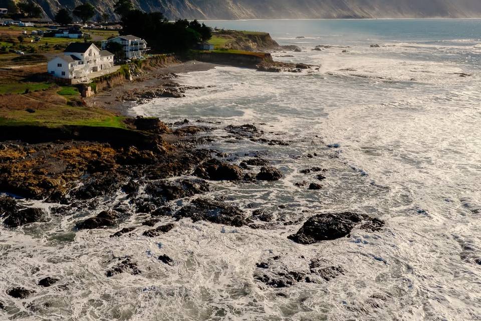 Black Sands Inn