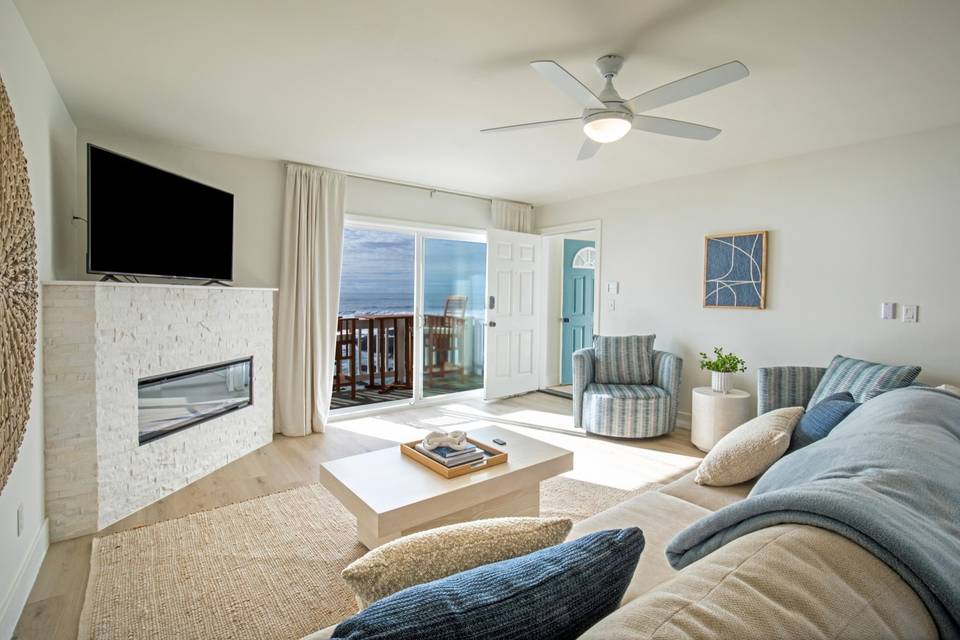 Black Sands Inn
