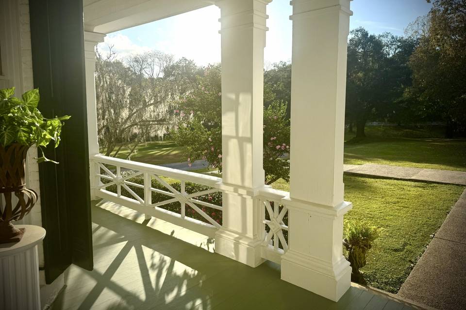 Estate House front porch view