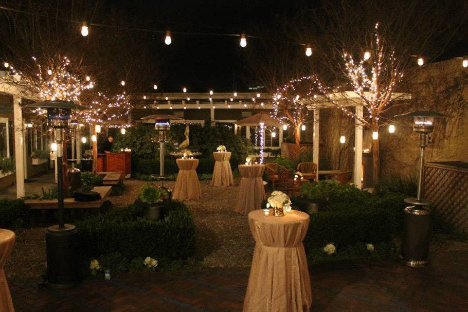 The 10 Best Restaurant Wedding Venues in Newport Beach, CA - WeddingWire