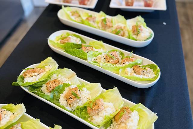 Smoked salmon bites