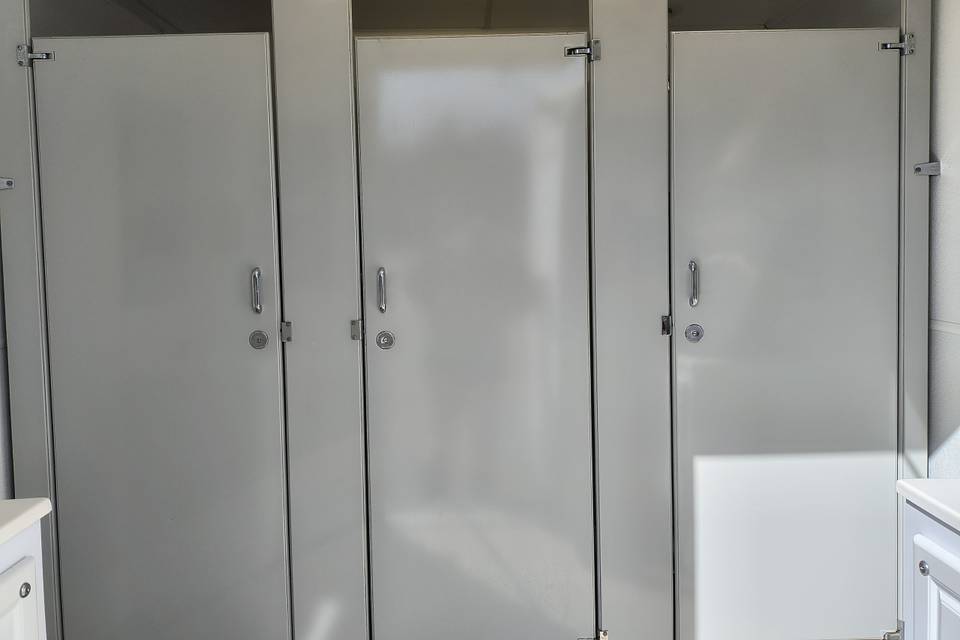 3 stalls in women's restroom