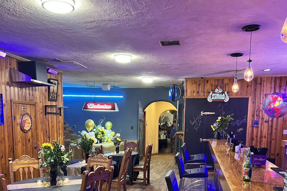 Delta Bar
