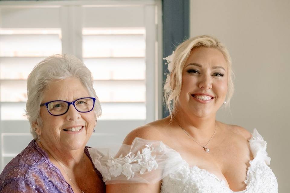 Jekyll Island Bride with MOB