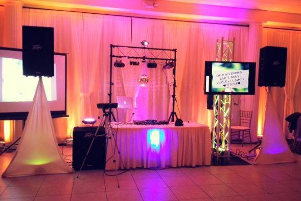 DJ table