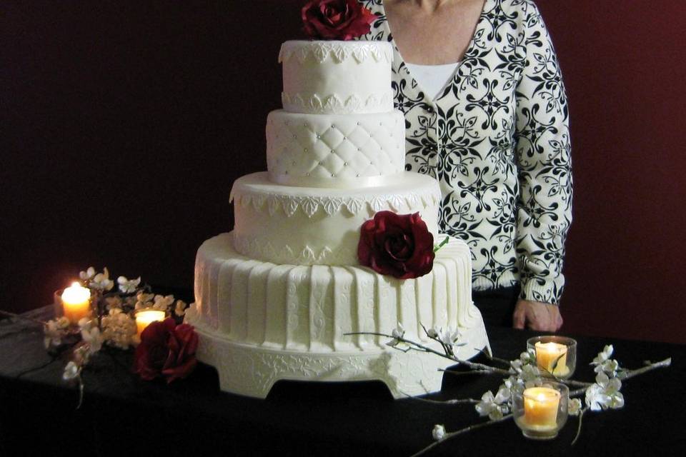 Annette's Heavenly Cakes - Cakes - Perth - Weddinghero.com.au