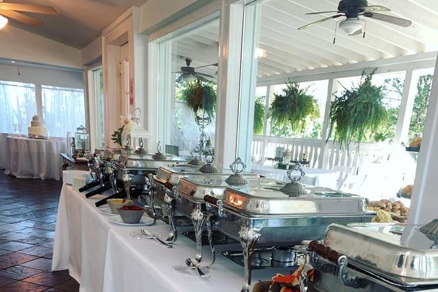 Catering By Bellinis