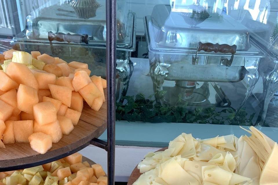 Fruit and cheese tray