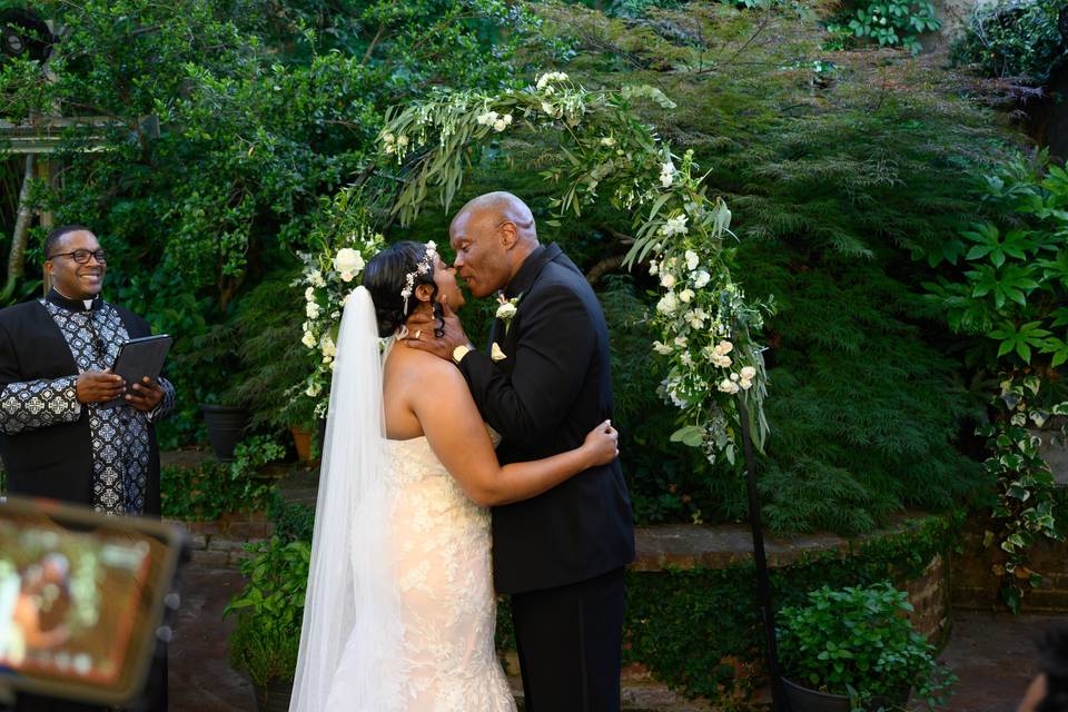 Www.isocandid.com
