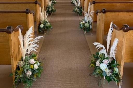 Pampas grass aisle