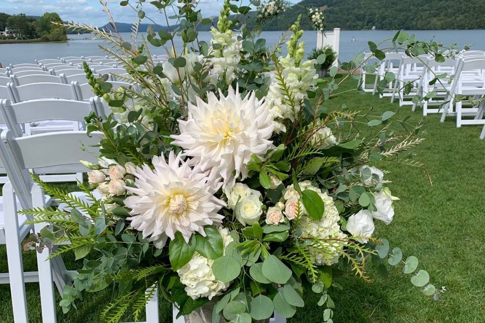 Ceremony Decor Otesaga