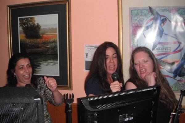 Singing guests