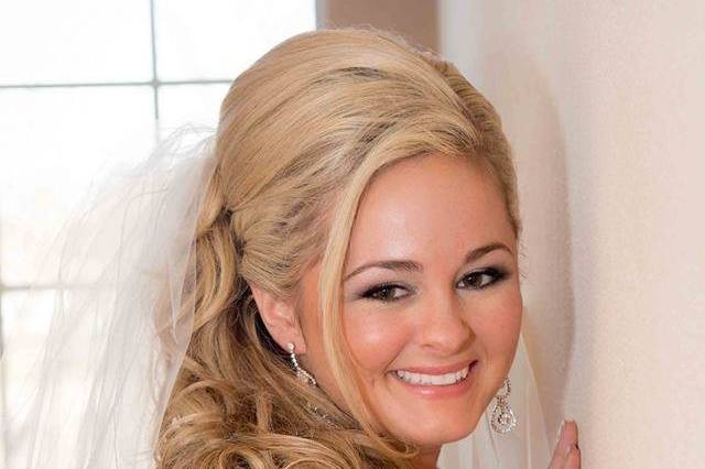 blondie. Bridal Artistry