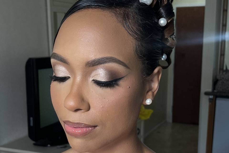 Bridal make-up