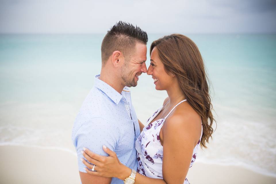 Francesca + Jonny's engagement in Aruba