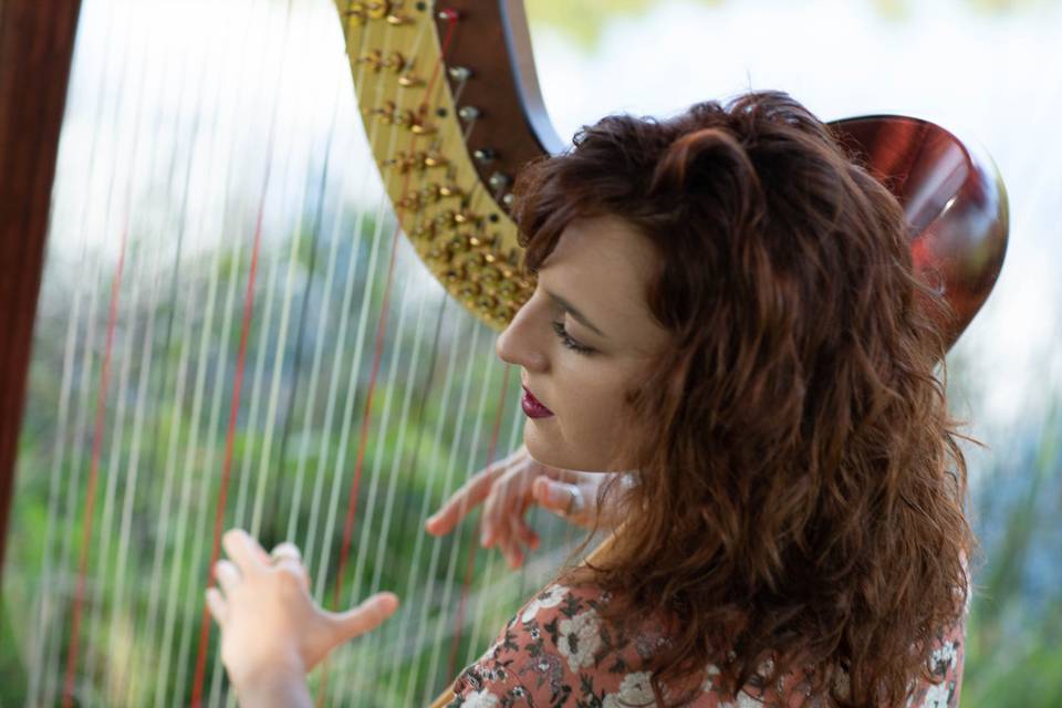 Natalie Wagner - Harpist