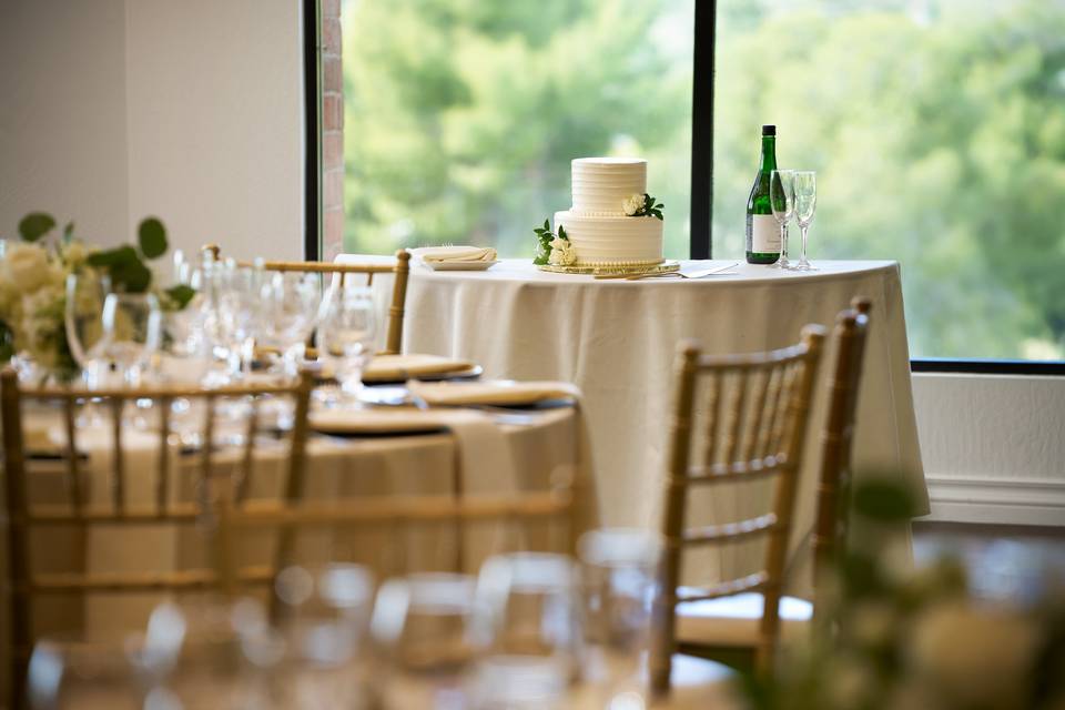 Cake table