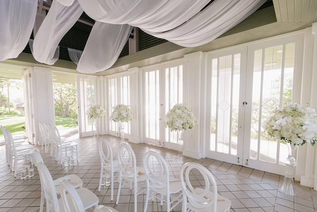 White Wedding Luxury
