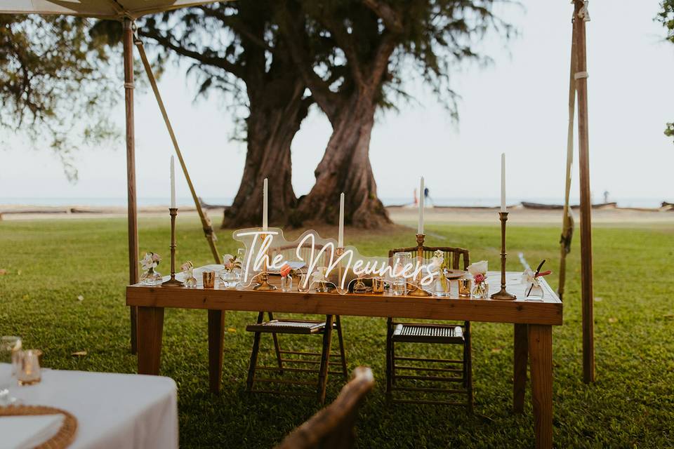 Guest Dining Place Setting