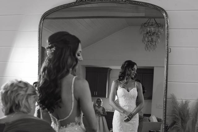Documentary Wedding Photos