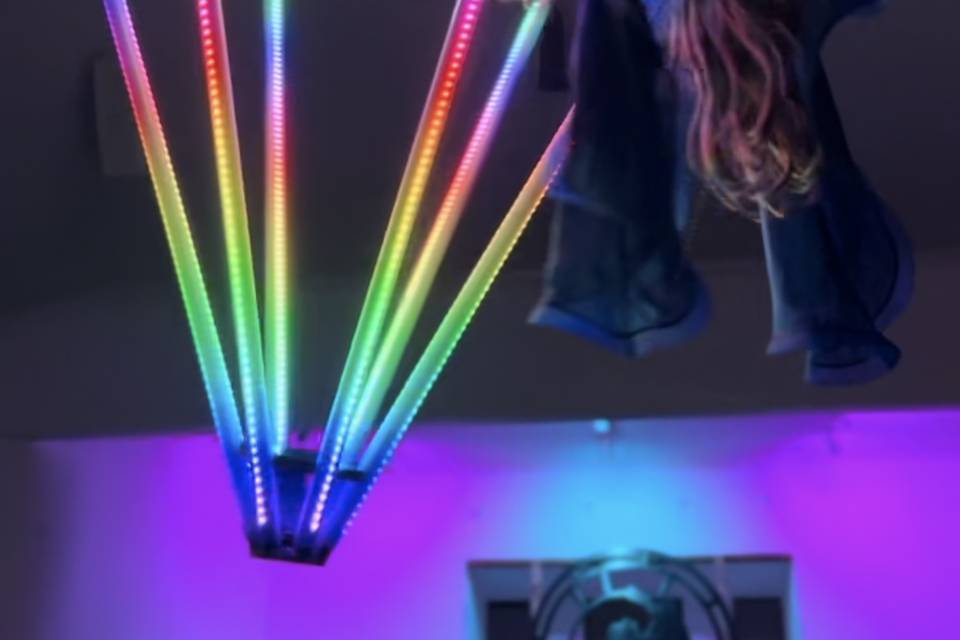 LED Diamond (aerial apparatus)