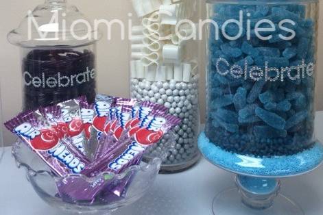 WEDDING & CANDY BUFFET, WHITE GUMBALLS w/SHIMMER from Miami Candies Sweets  & Snacks – Miami Candies, LLC.