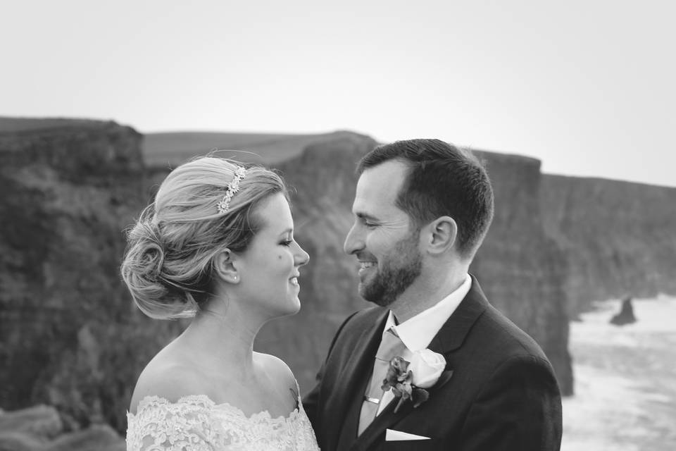 Destination wedding in Ireland at the Cliffs of Moher