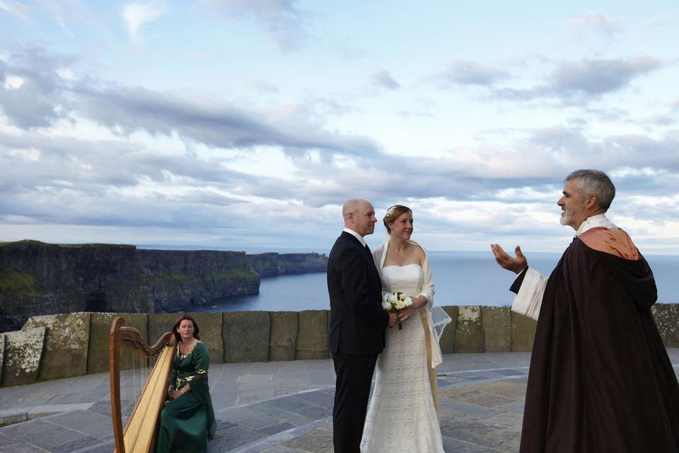 Early morning wedding ceremony at the Cliffs of Moher
