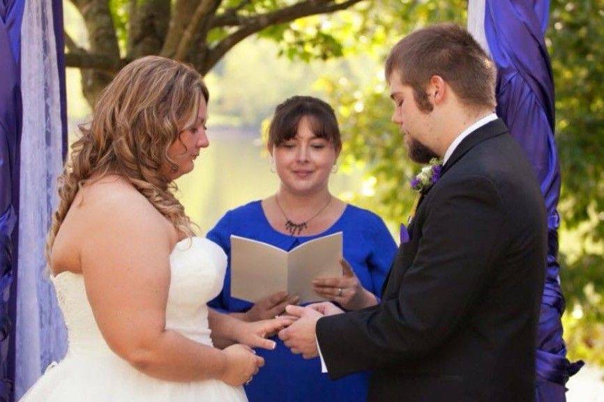 Bethany Cutright- Officiant