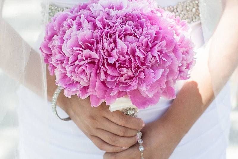 Bride holding her bouquet