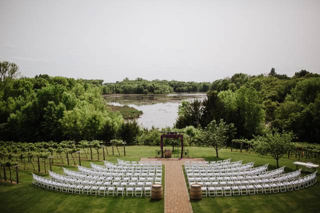Deer Garden Hilltop Ceremony
