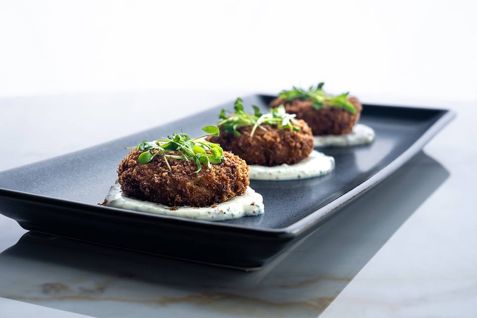 Shot17_CrabCakes_0343 copy.jpg