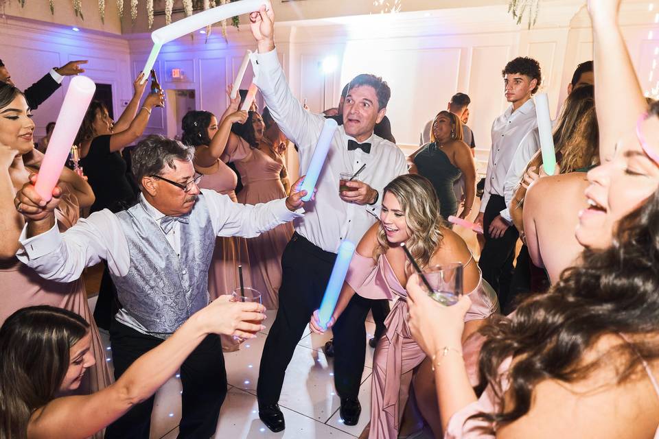 Dance floor action!