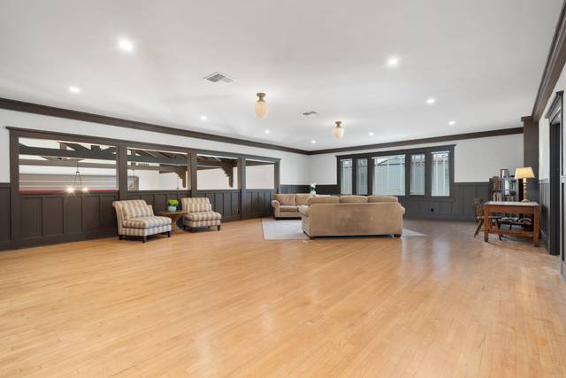 Upper Living Room