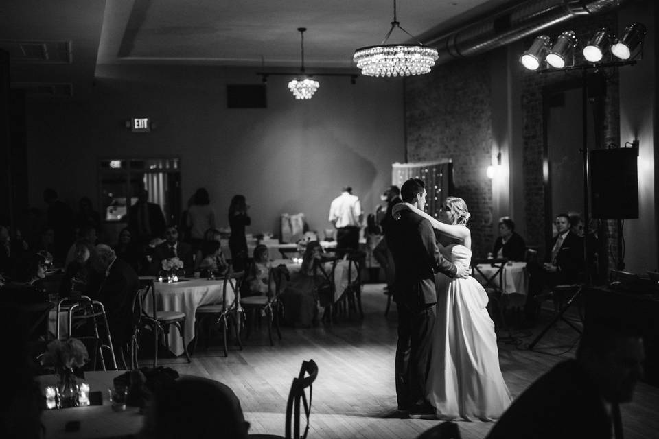 Montvale Hall accommodates all seating for your guests, with room for a dance floor.