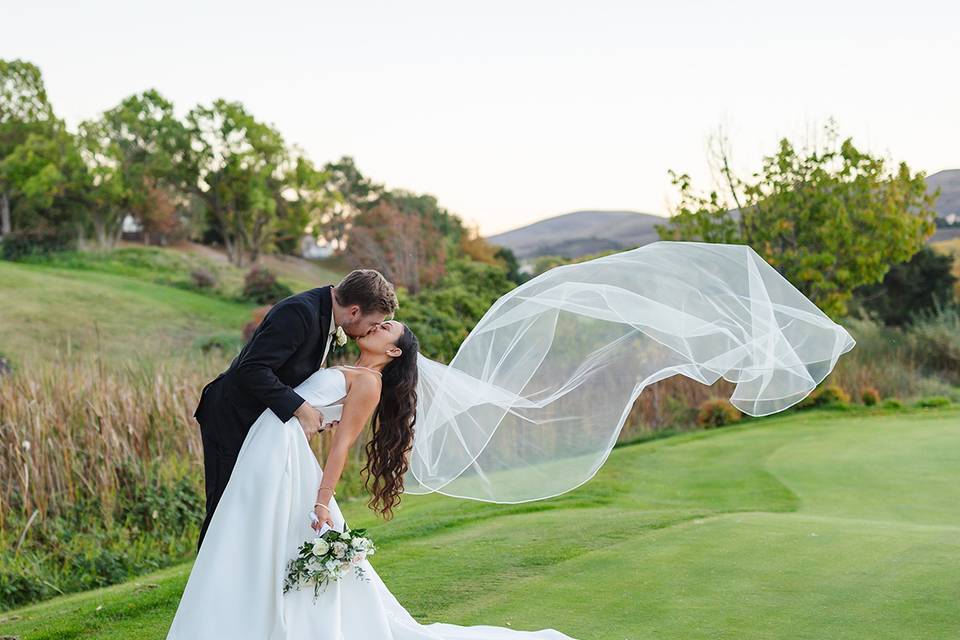 Newlyweds on the Golf Course